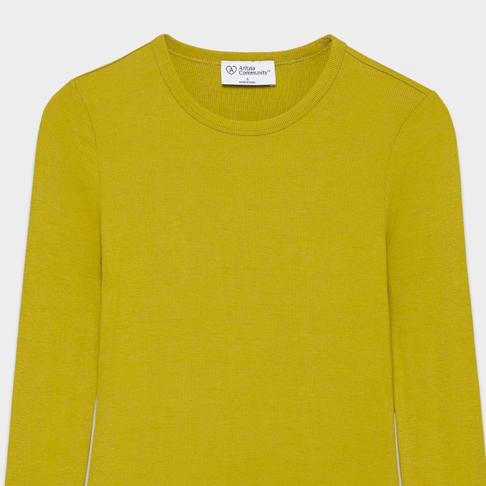 ARITZIA Sunday Best Bliss Cropped Longsleeve